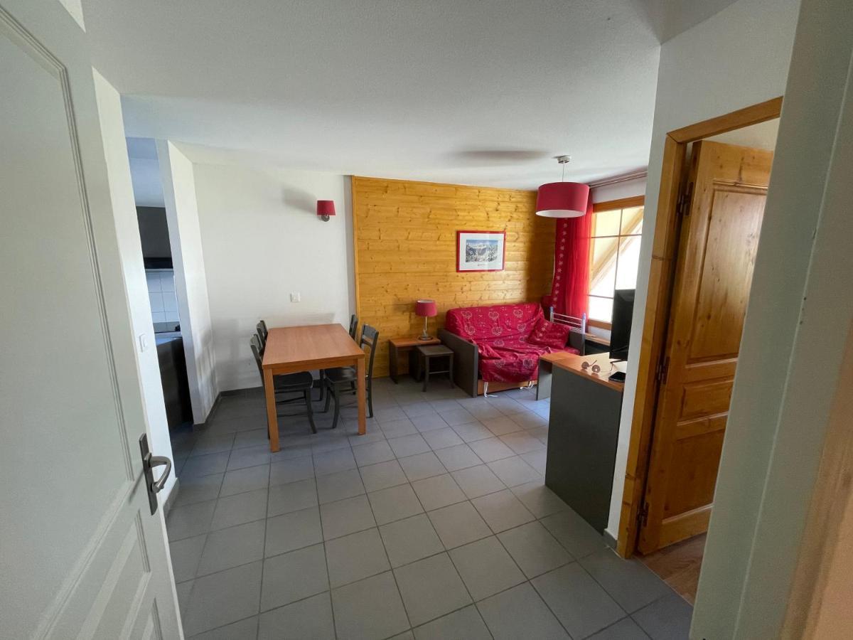 Appartement Les Chalets De Belledonne Saint-Colomban-des-Villards Exterior photo